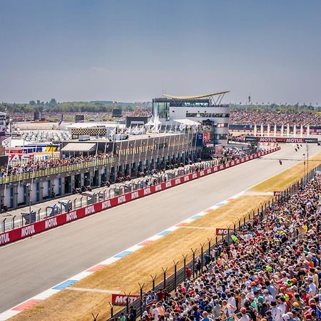 100 Jaar Tt Circuit Assen 2025 Glamping Incl Stroom Exterior photo