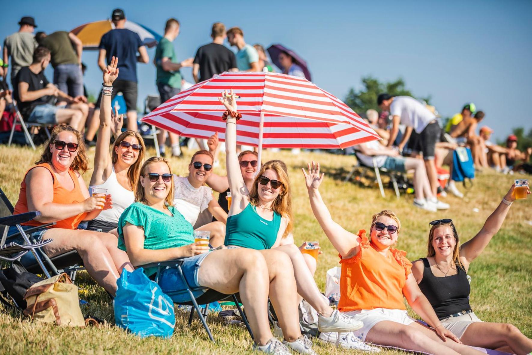 100 Jaar Tt Circuit Assen 2025 Glamping Incl Stroom Exterior photo