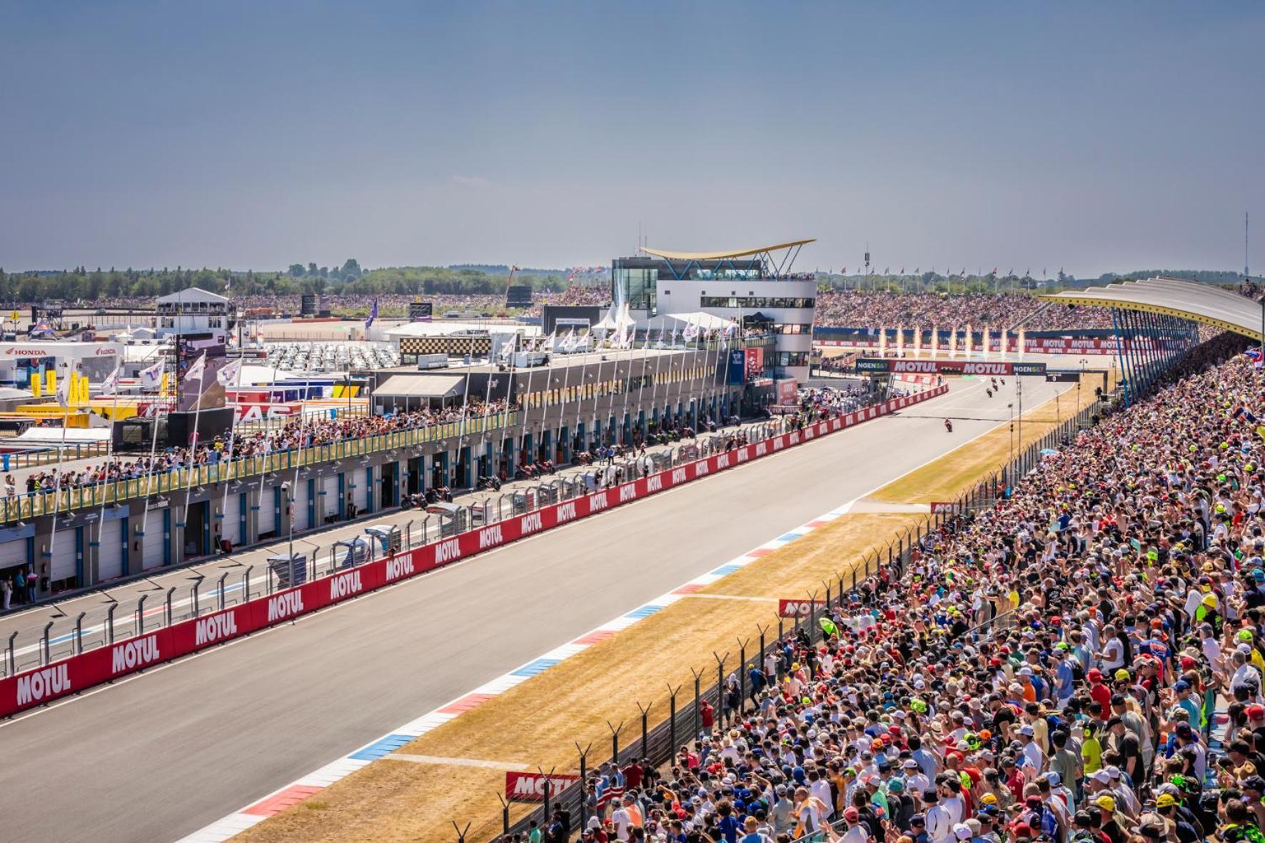 100 Jaar Tt Circuit Assen 2025 Glamping Incl Stroom Exterior photo